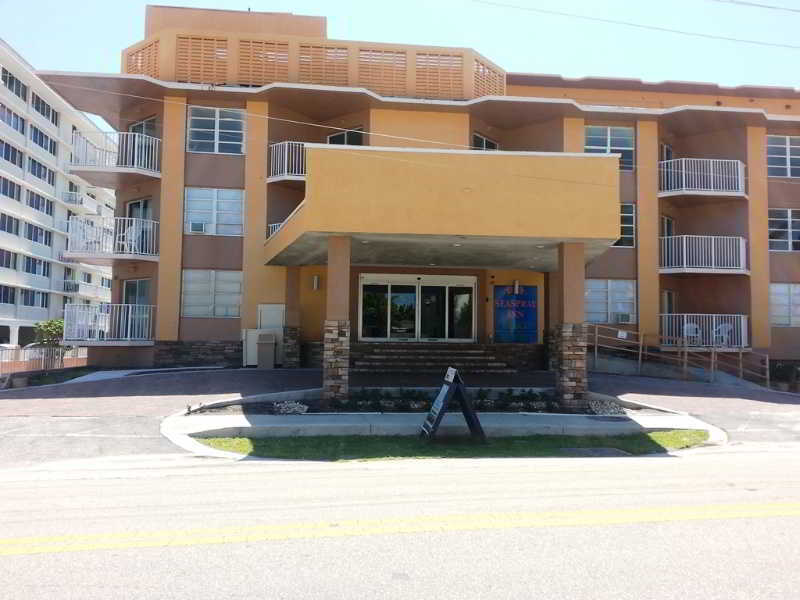 Seaspray Inn Beach Resort Palm Beach Shores Dış mekan fotoğraf