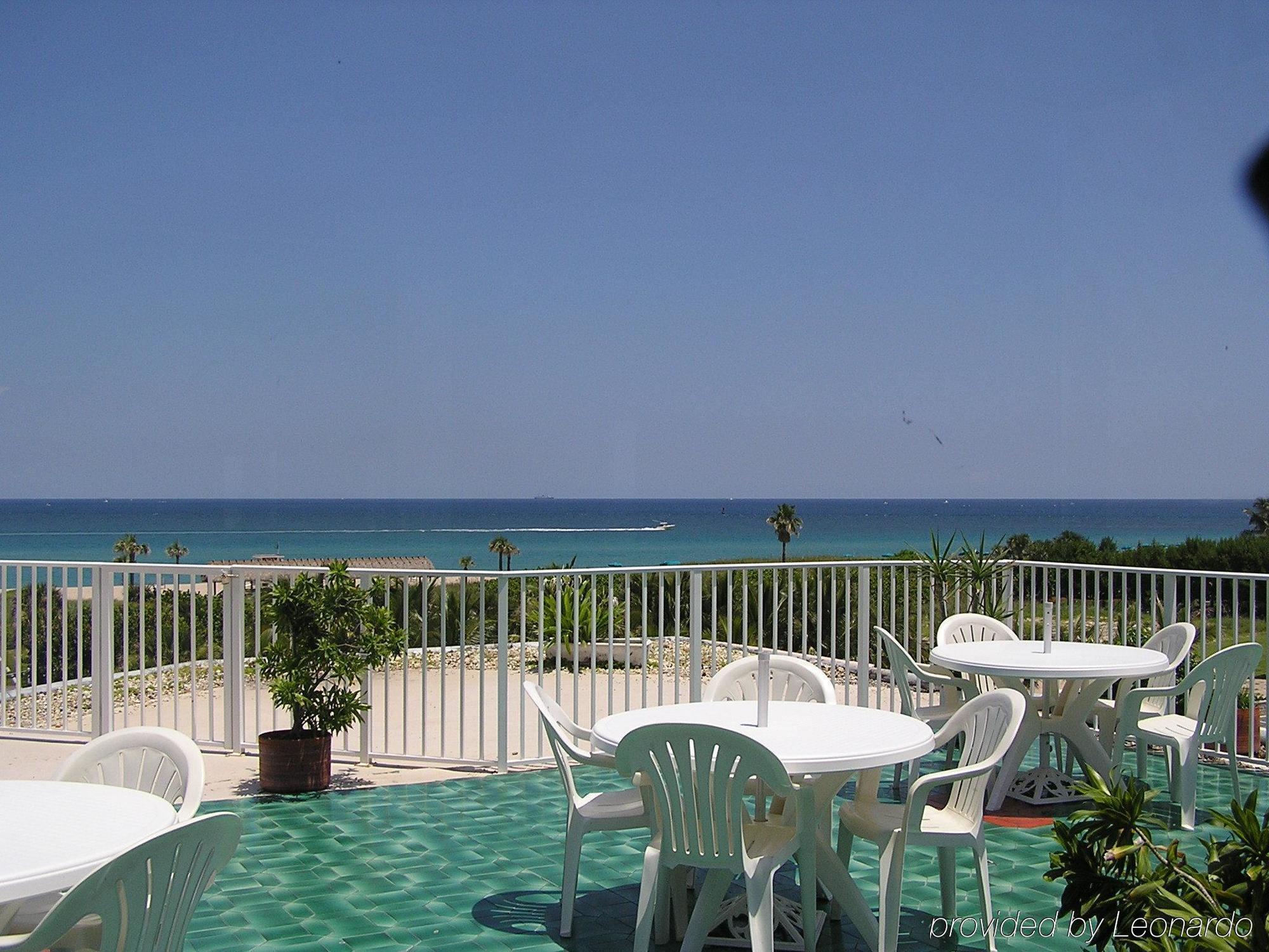 Seaspray Inn Beach Resort Palm Beach Shores Restoran fotoğraf