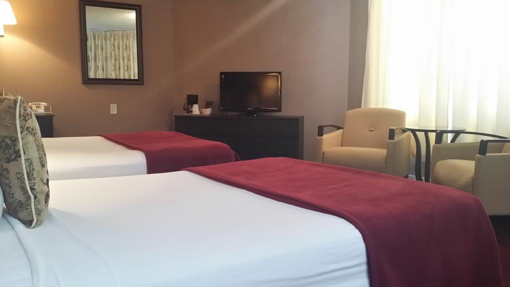Seaspray Inn Beach Resort Palm Beach Shores Dış mekan fotoğraf