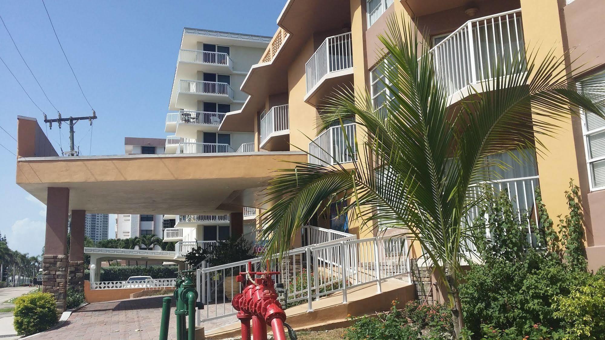 Seaspray Inn Beach Resort Palm Beach Shores Dış mekan fotoğraf