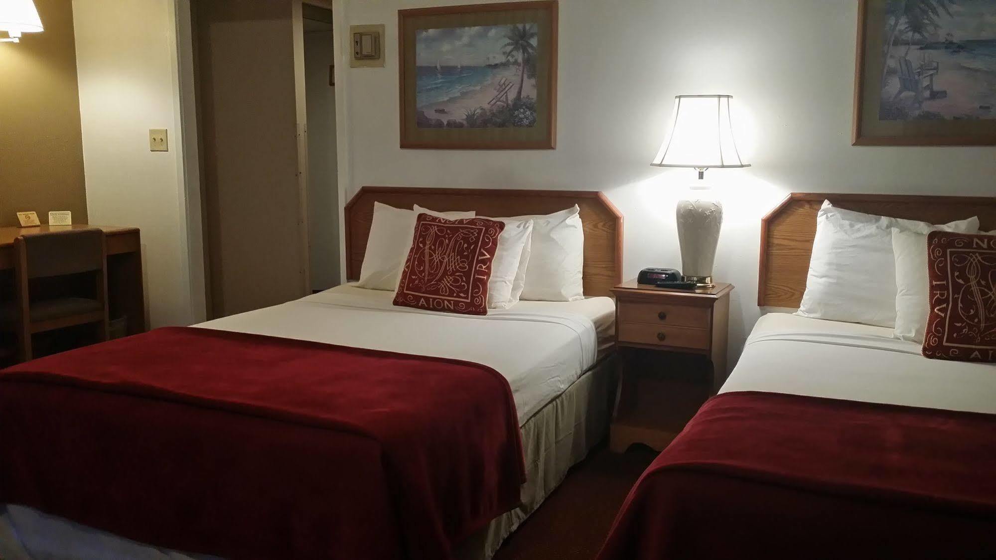 Seaspray Inn Beach Resort Palm Beach Shores Dış mekan fotoğraf